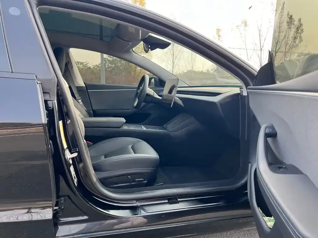 Tesla Model 3 2024 из CN, фото 6