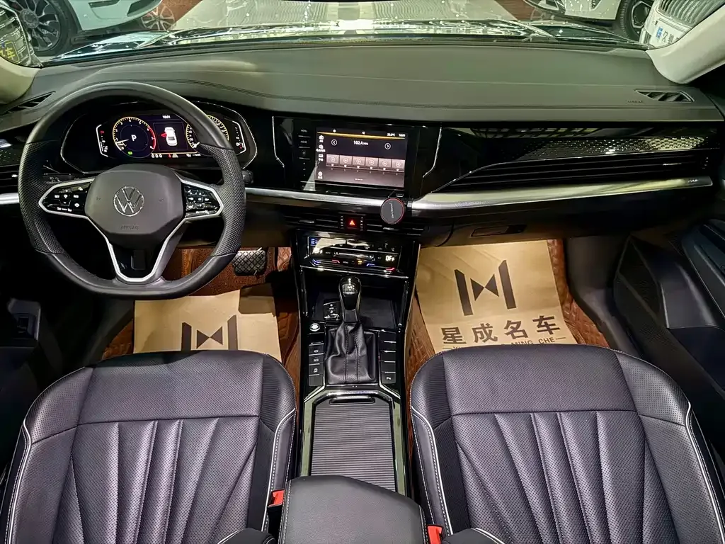 Volkswagen Passat 2024 из CN, фото 6