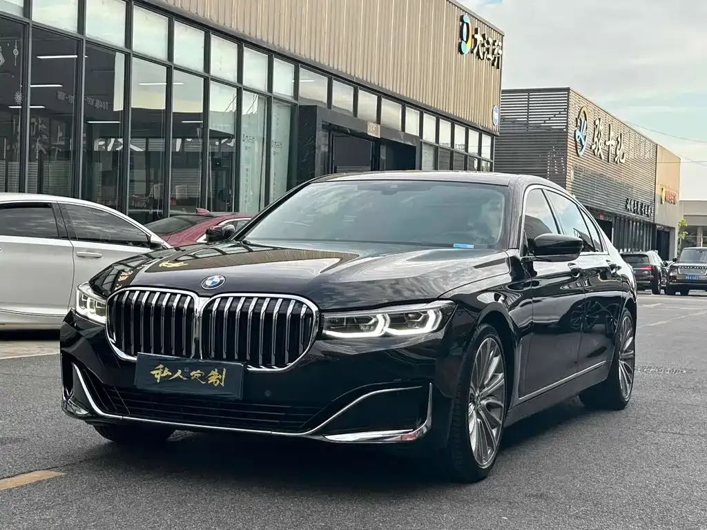 BMW 7 Series 2021 из CN, фото 1