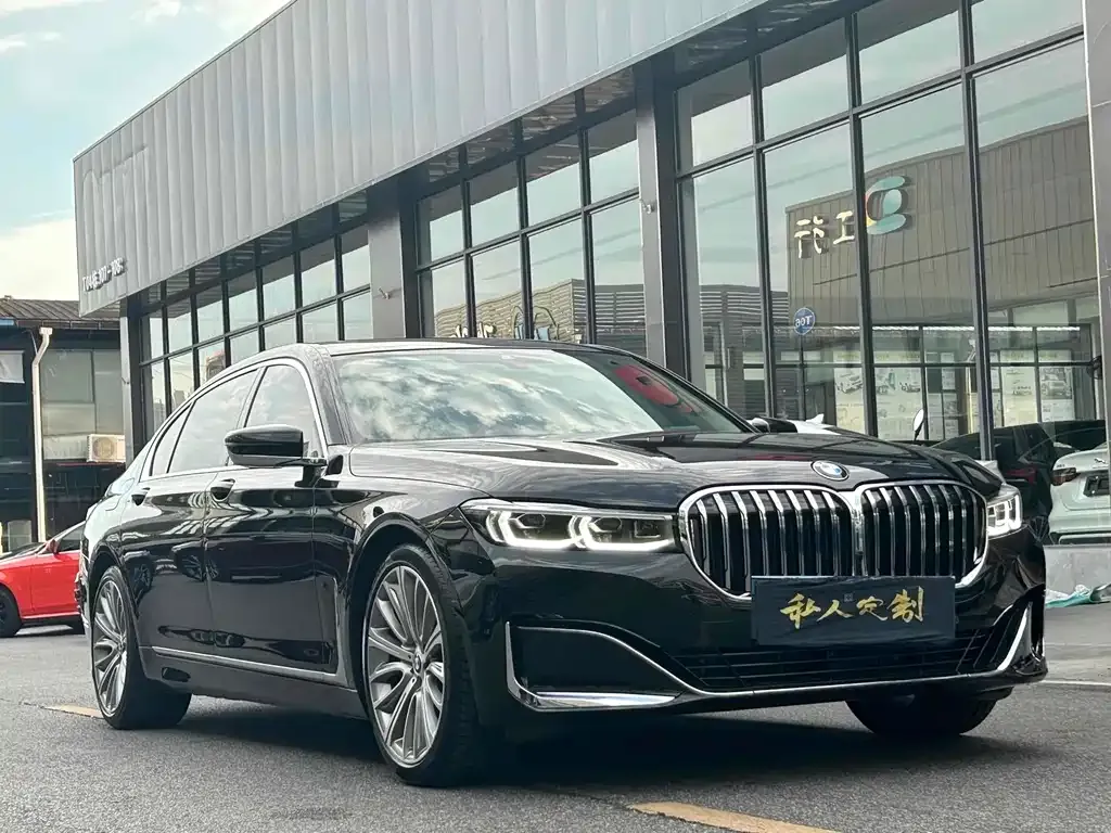 BMW 7 Series 2021 из CN, фото 3