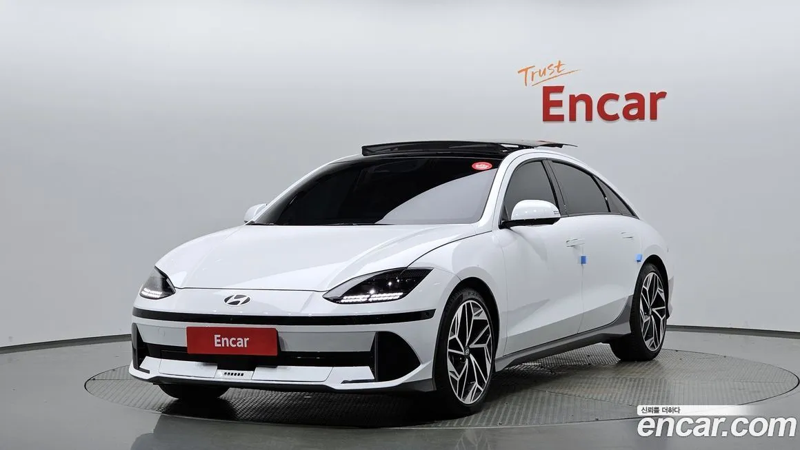 Hyundai Ioniq6 — фото 1
