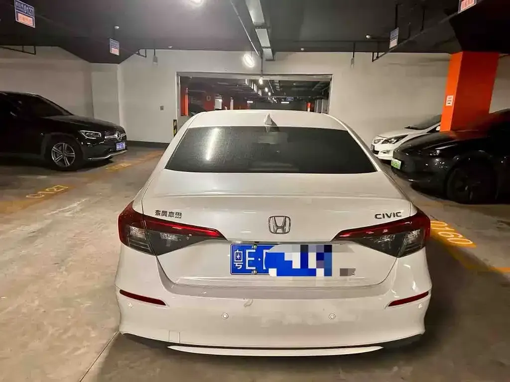 Honda Civic 2022 из CN, фото 5