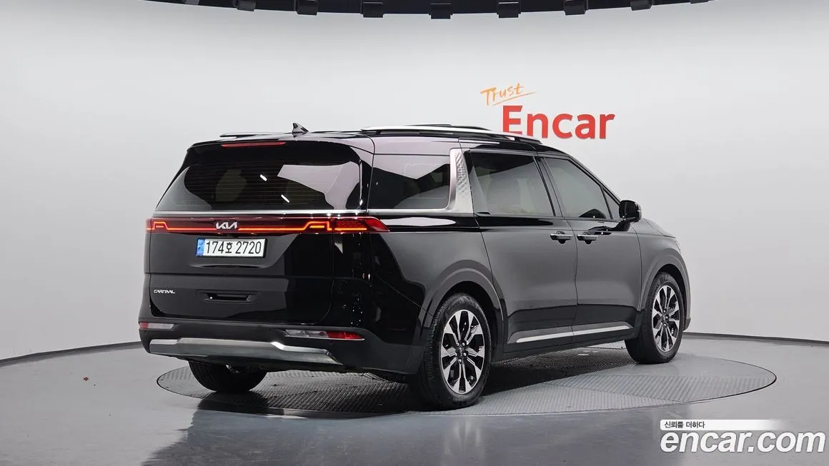Kia Carnival 2023 из KR, фото 2