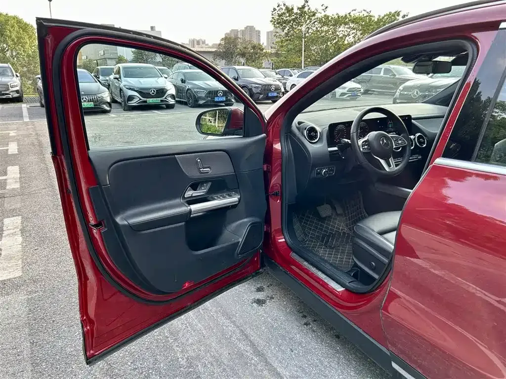 Mercedes-Benz GLA 2023 из CN, фото 9