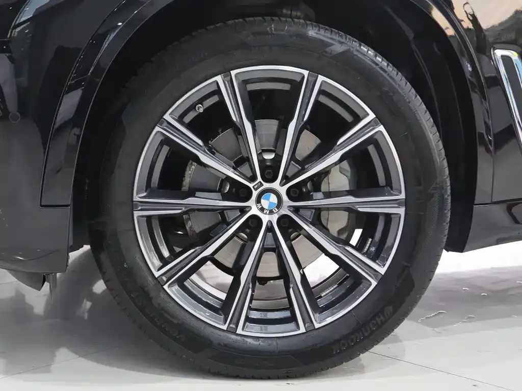 BMW X5 — фото 4