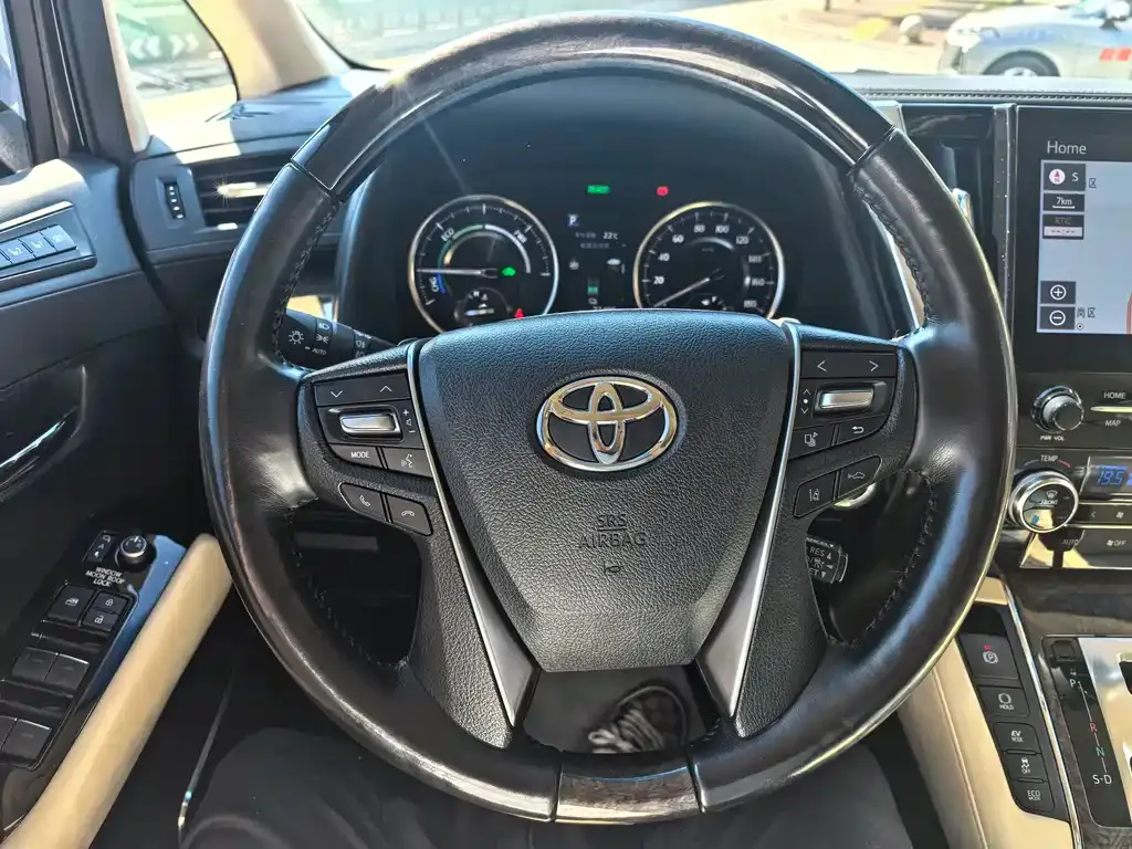 Toyota Vellfire 2022 из CN, фото 10
