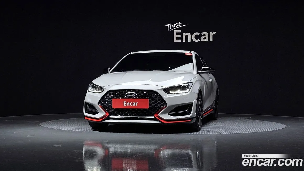 Hyundai Veloster — фото 3