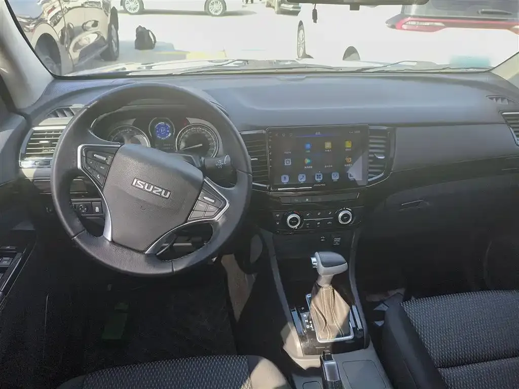 Isuzu D-MAX 2021 из CN, фото 10