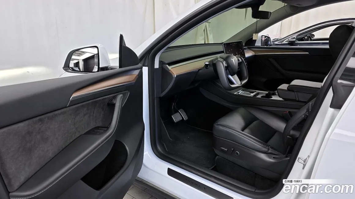 Tesla Model Y 2022 из KR, фото 10