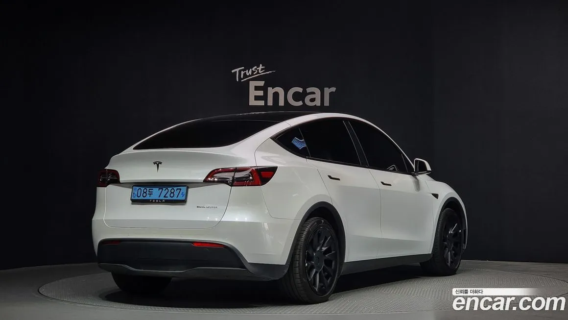 Tesla Model Y 2022 из KR, фото 2