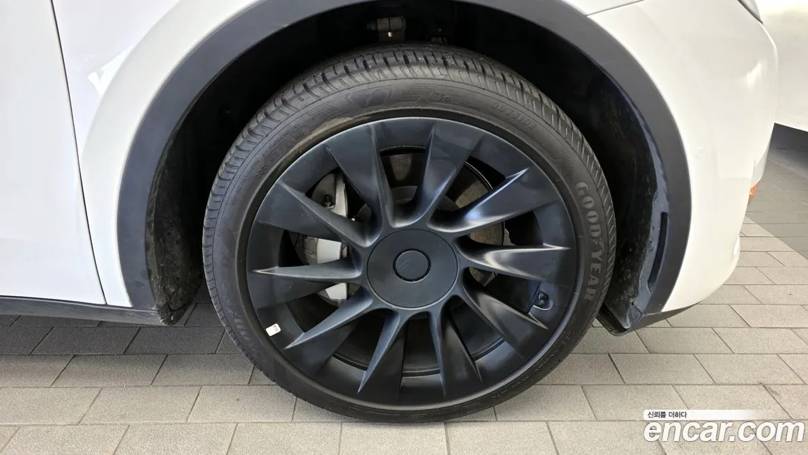 Tesla Model Y 2022 из KR, фото 5