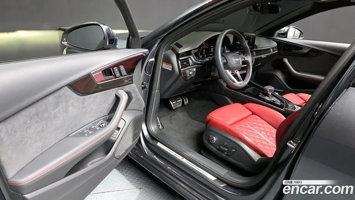 Audi S4 2023 из KR, фото 10