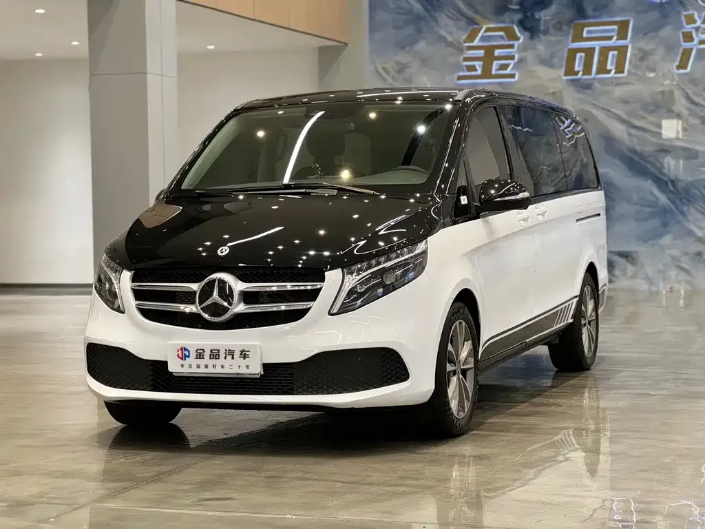 Mercedes-Benz V-Class 2023 из CN, фото 1