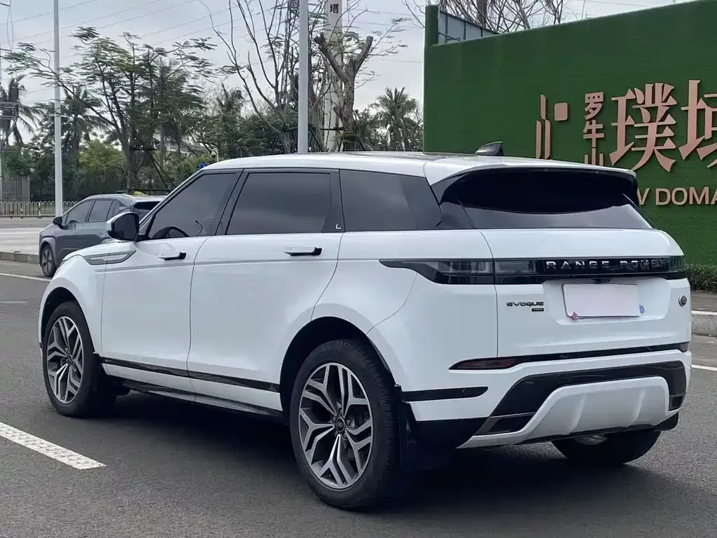 Land Rover Evoque — фото 7