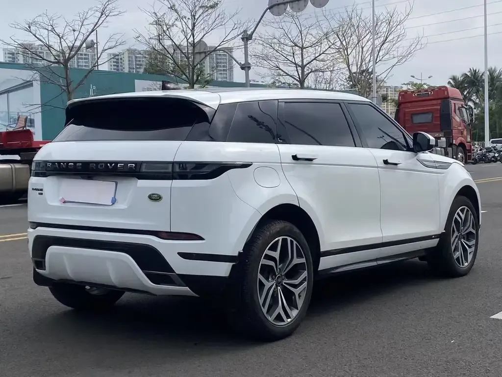 Land Rover Evoque — фото 9