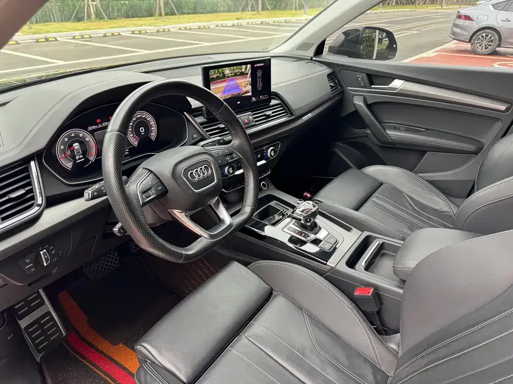 Audi Q5L 2022 из CN, фото 4