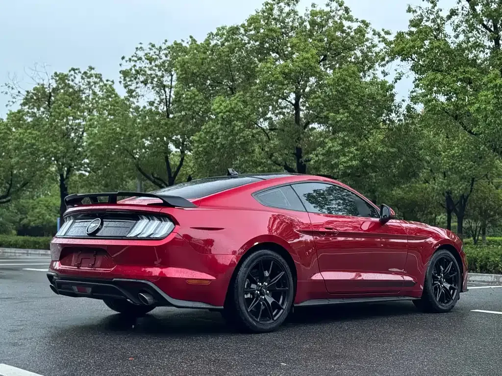 Ford Mustang 2022 из CN, фото 7