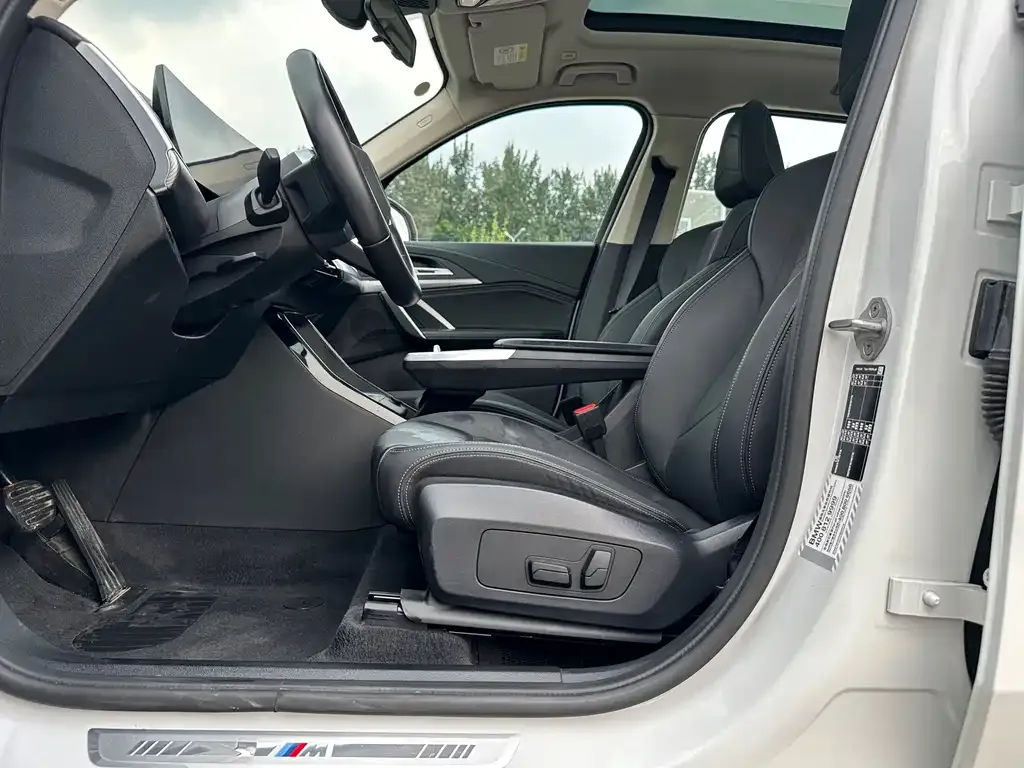 BMW X1 2024 из CN, фото 10