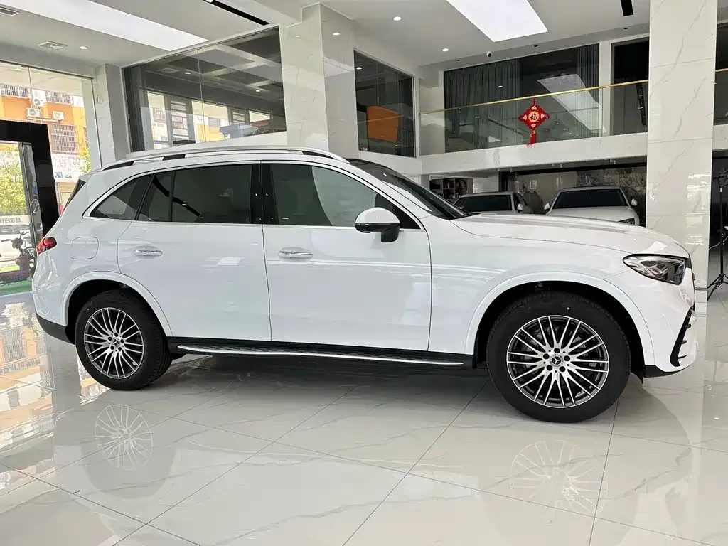 Mercedes-Benz GLC 2025 из CN, фото 4