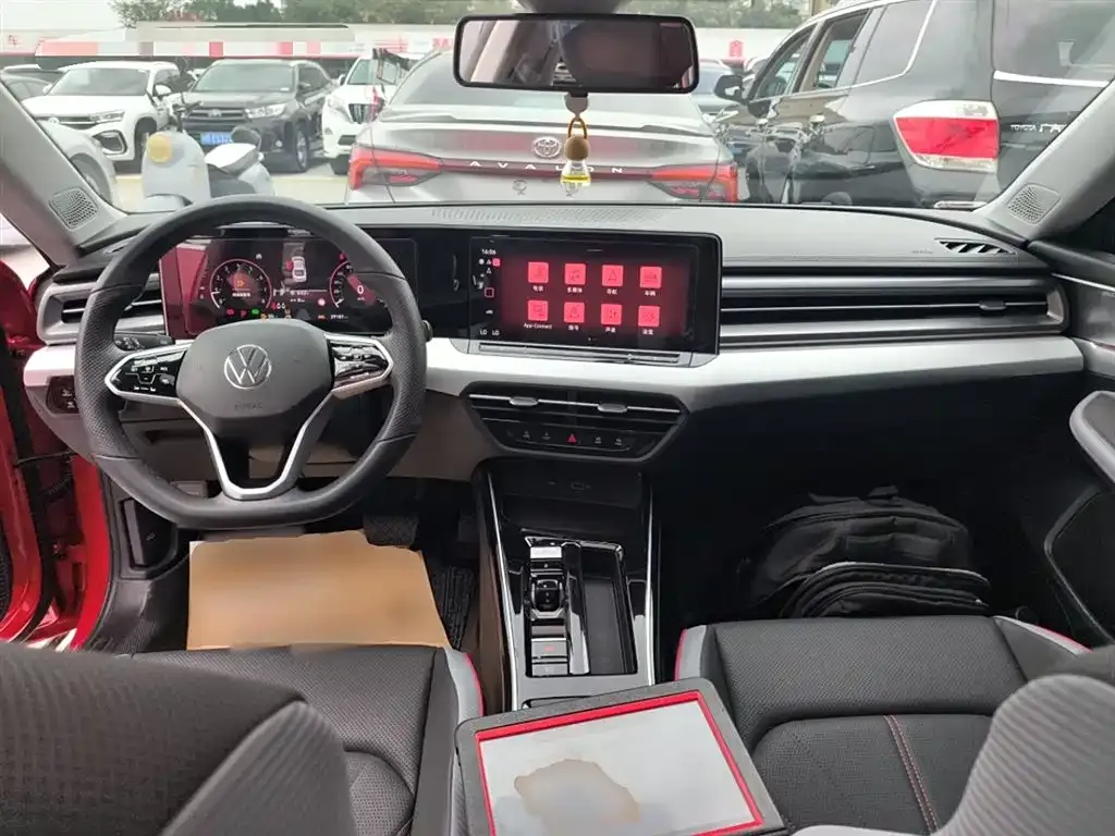 Volkswagen Lamando 2023 из CN, фото 10