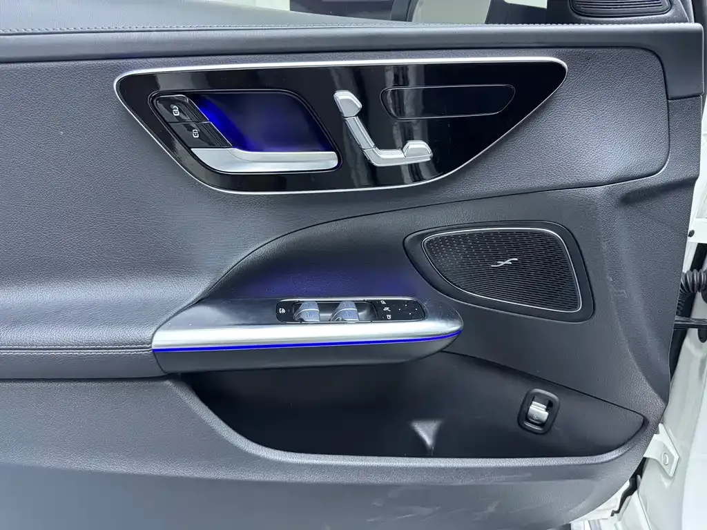 Mercedes-Benz C-Class 2023 из CN, фото 4