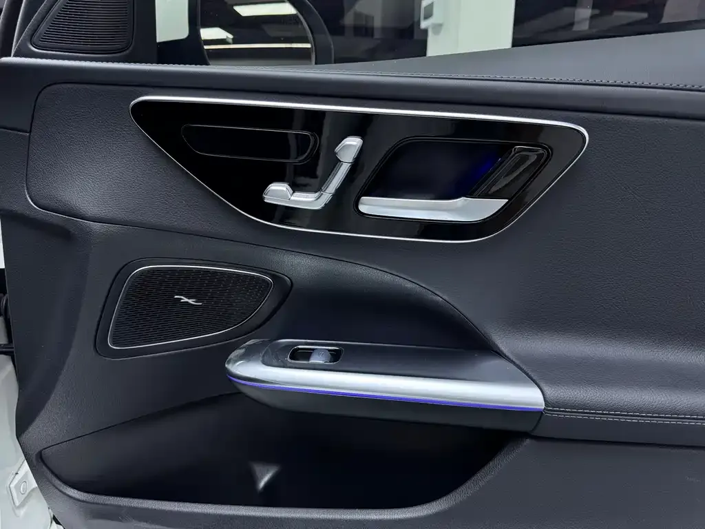 Mercedes-Benz C-Class 2023 из CN, фото 9