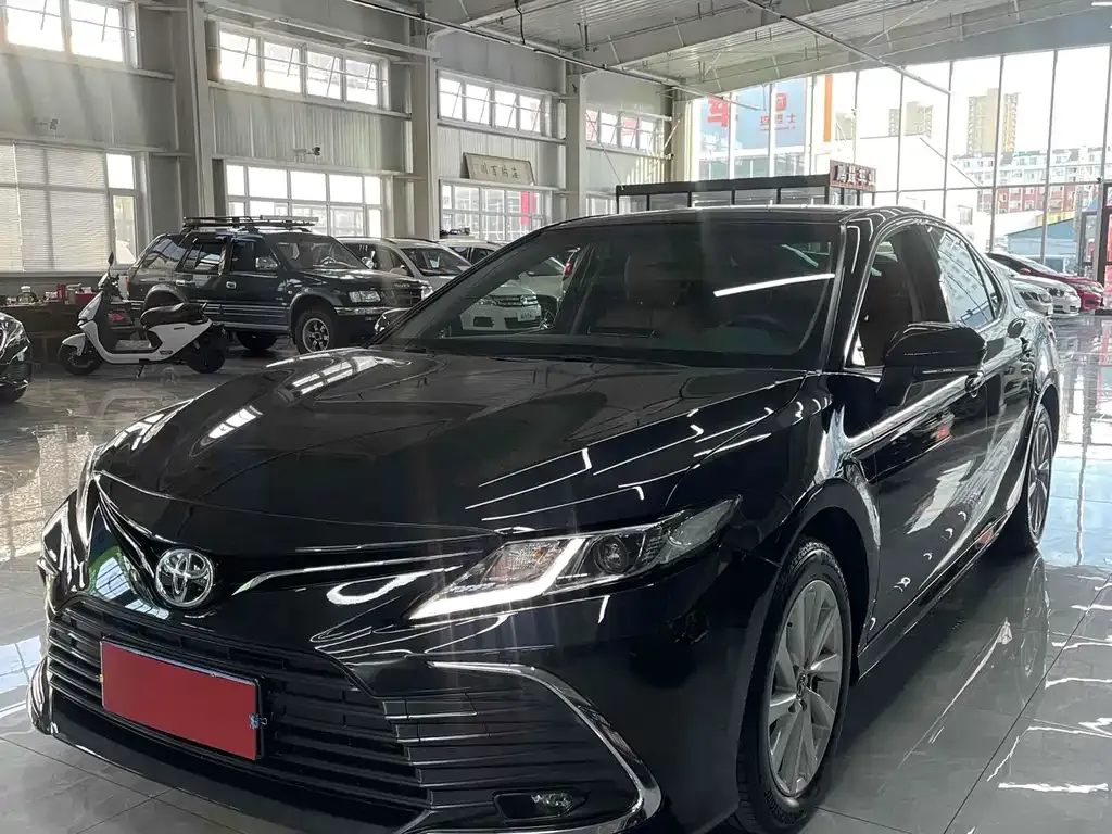 Toyota Camry 2024 из CN, фото 1