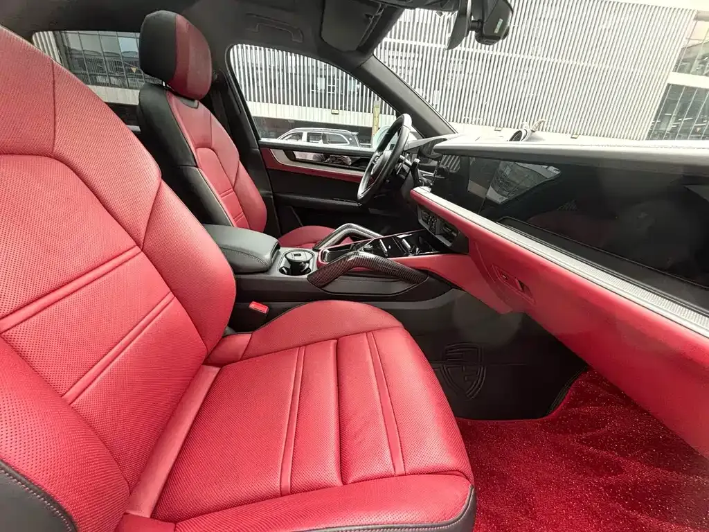 Porsche Cayenne 2024 из CN, фото 7