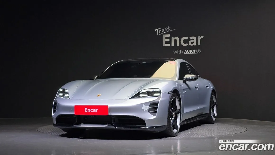 Porsche Taycan 2021 из KR, фото 3
