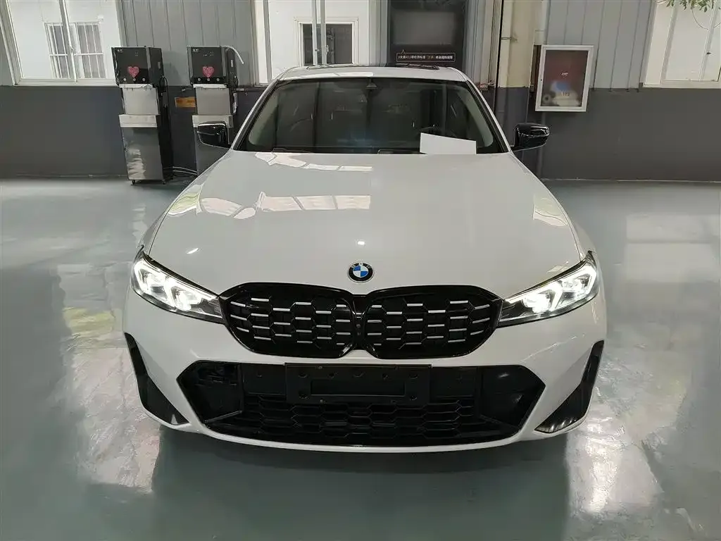 BMW 3 Series 2023 из CN, фото 3