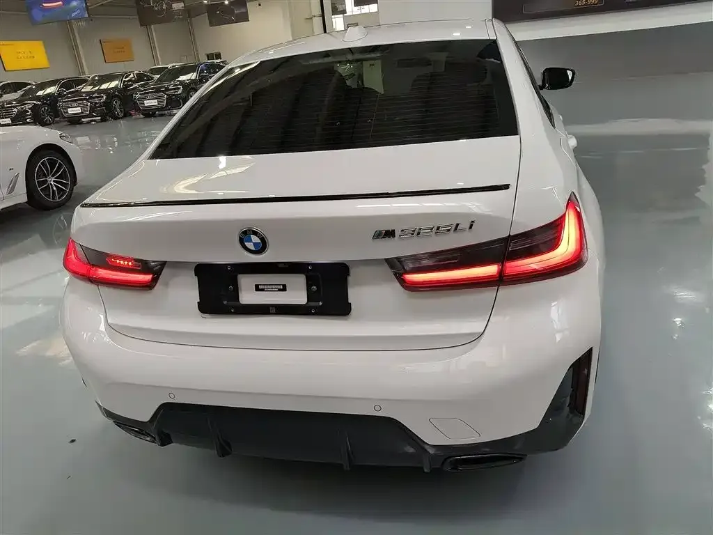 BMW 3 Series 2023 из CN, фото 6