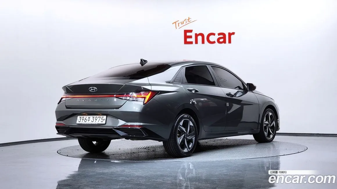 Hyundai AVANTE — фото 2