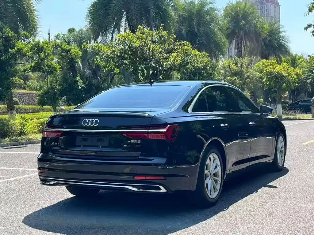 Audi A6L 2023 из CN, фото 9