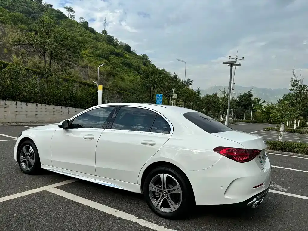 [object Object] C-Class 2022 из CN, фото 6