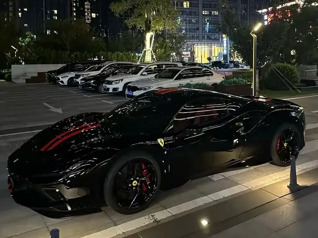 Ferrari F8 2022 из CN, фото 1