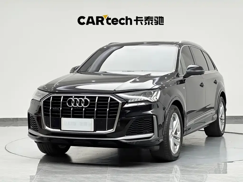 Audi Q7 2021 из CN, фото 1