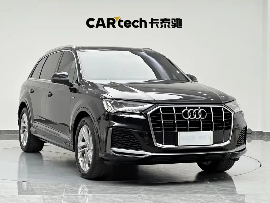 Audi Q7 2021 из CN, фото 3