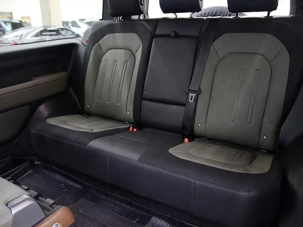 Land Rover Defender 2022 из CN, фото 9
