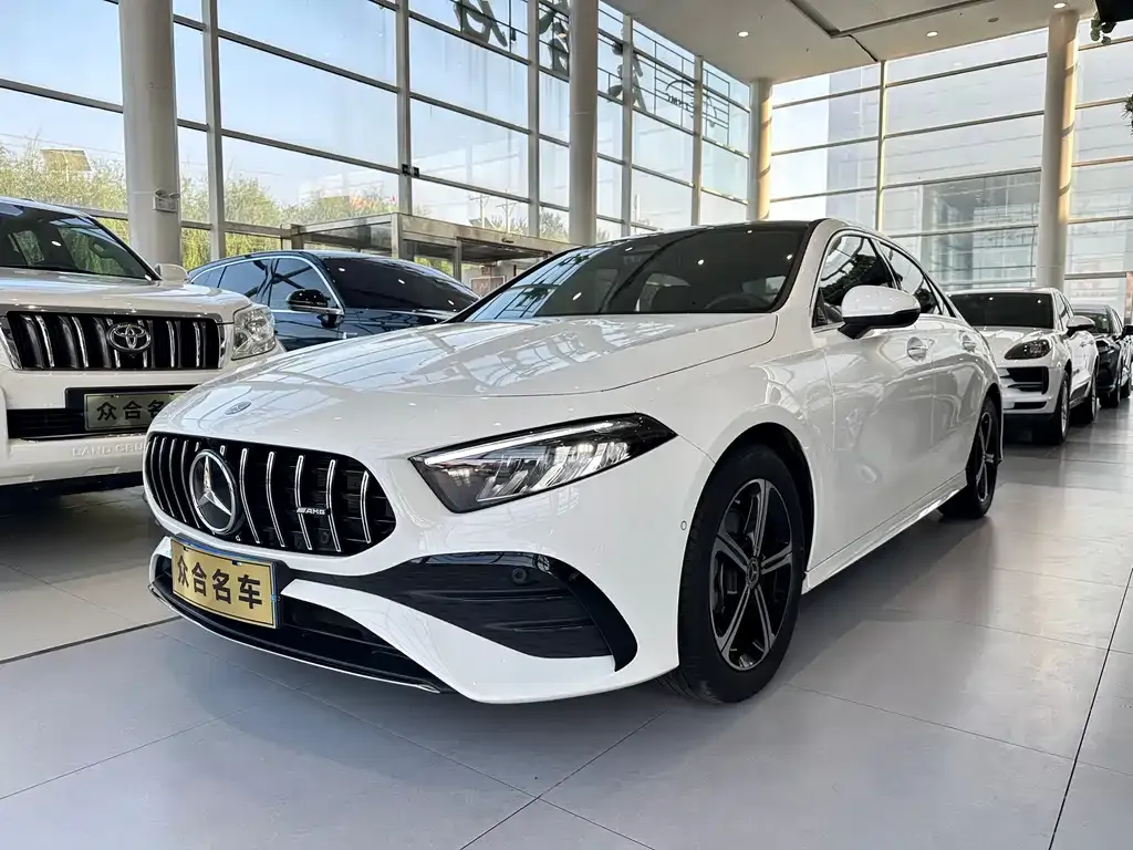 Mercedes-Benz A-Class 2024 из CN, фото 1