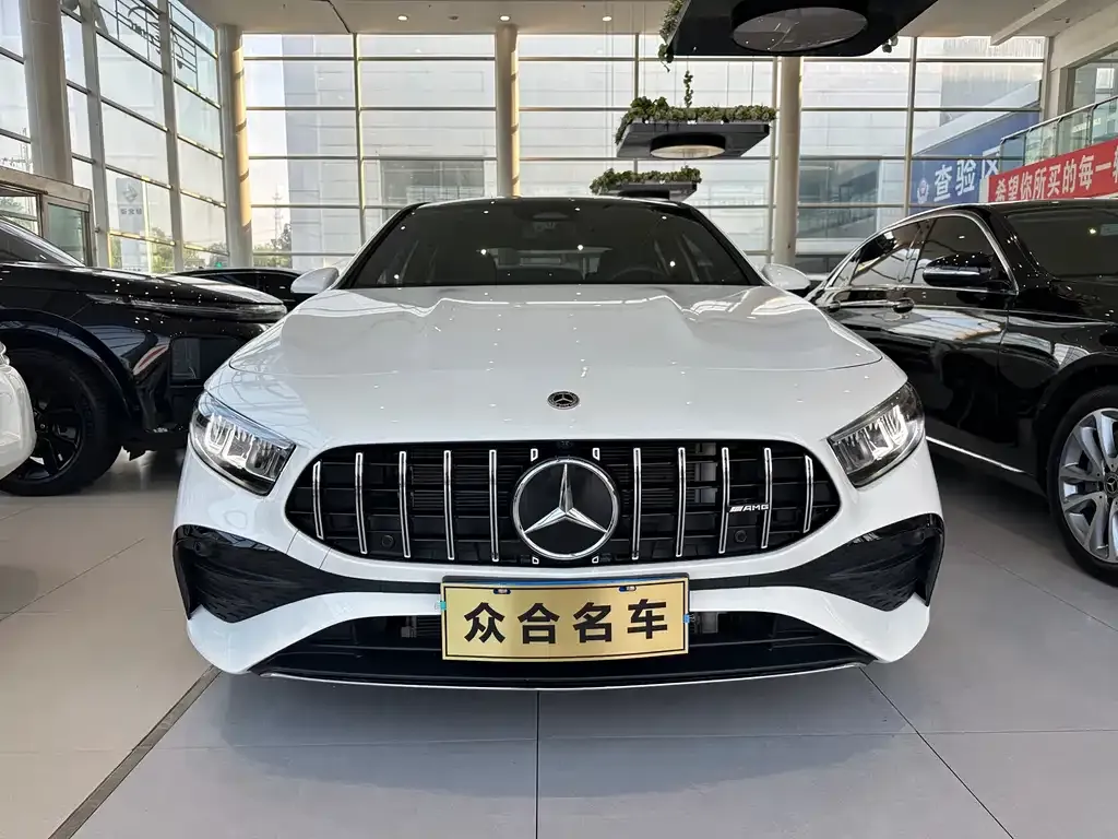 Mercedes-Benz A-Class 2024 из CN, фото 2