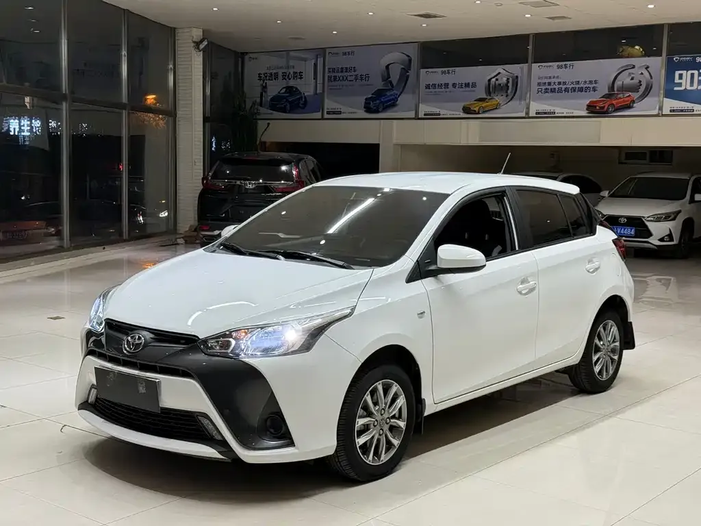 Toyota Yaris L 2022 из CN, фото 1