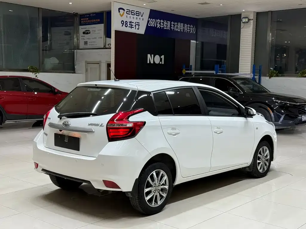 Toyota Yaris L 2022 из CN, фото 4