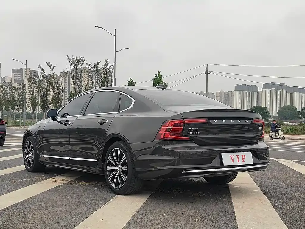 Volvo S90 PHEV 2021 из CN, фото 7