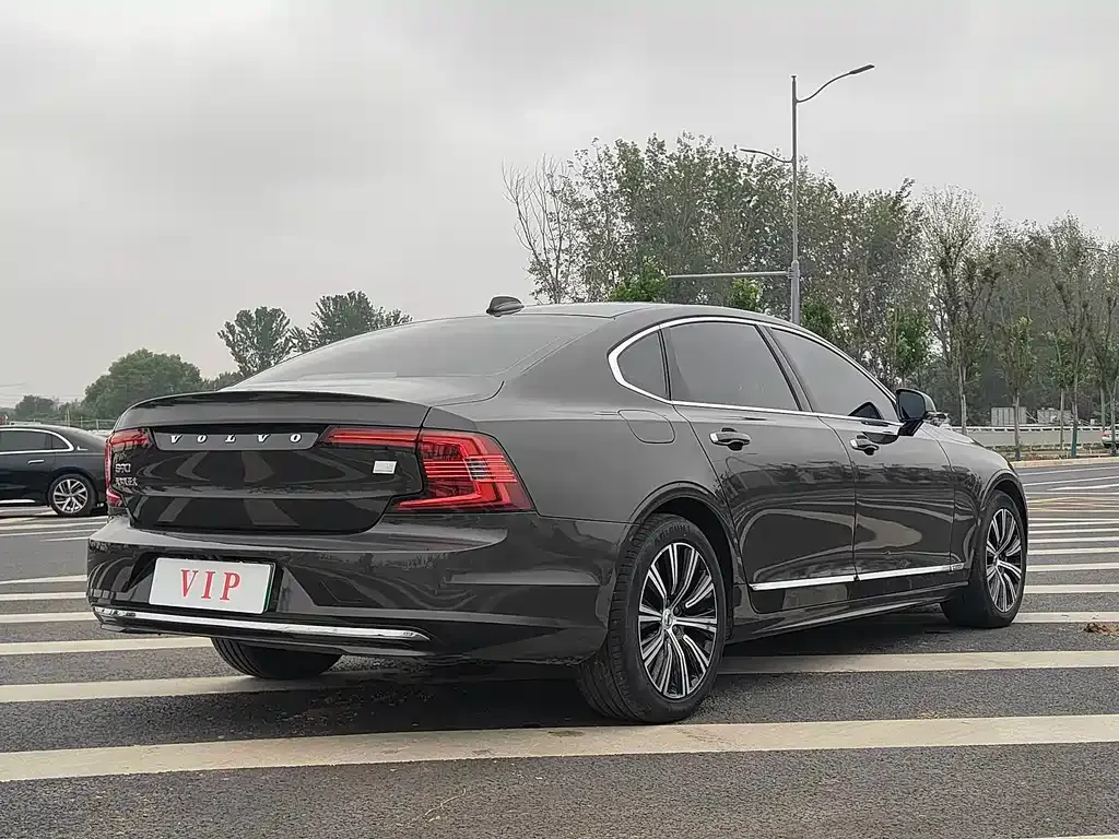 Volvo S90 PHEV 2021 из CN, фото 9