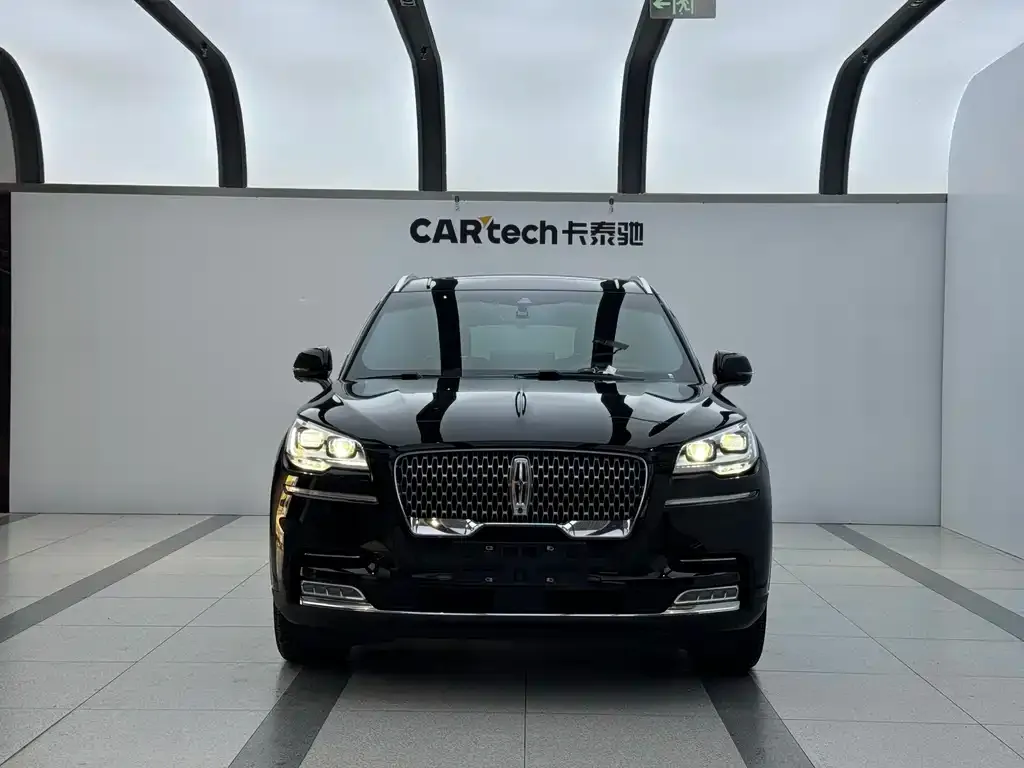Lincoln Aviator 2021 из CN, фото 2