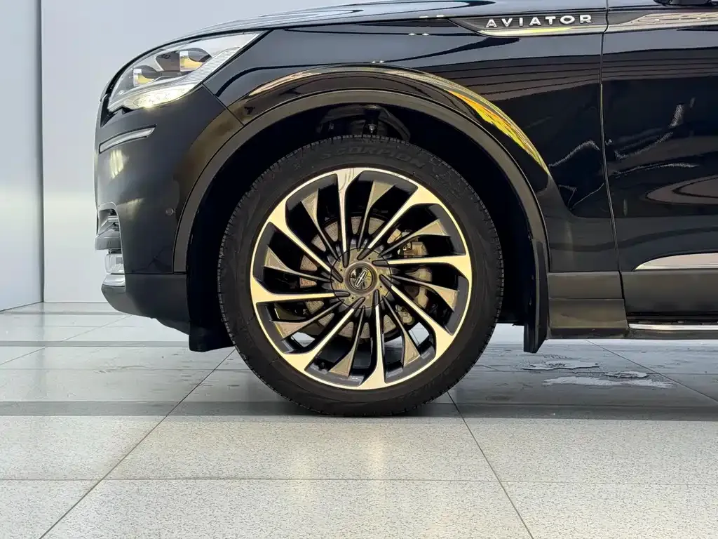 Lincoln Aviator 2021 из CN, фото 5
