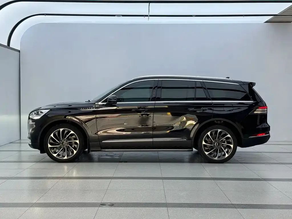 Lincoln Aviator 2021 из CN, фото 6