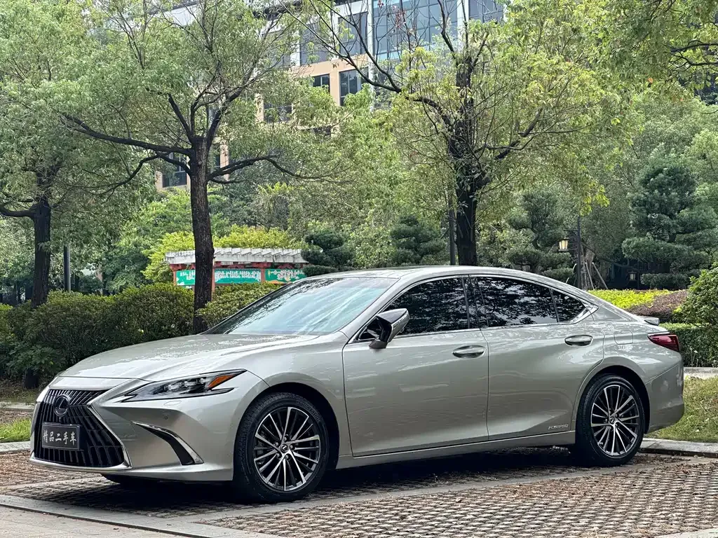 Lexus ES 2022 из CN, фото 1