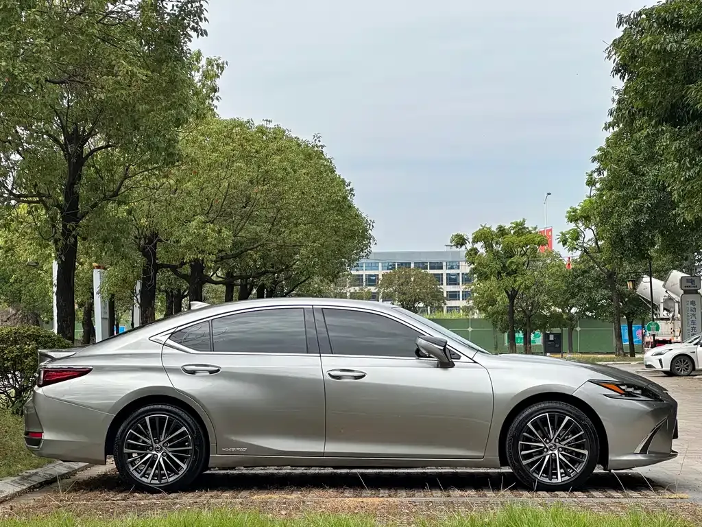 Lexus ES 2022 из CN, фото 3