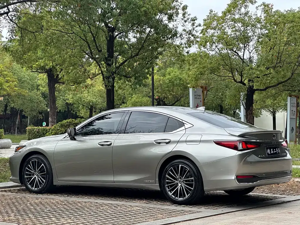 Lexus ES 2022 из CN, фото 5